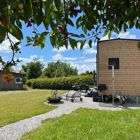Tinyhouse -Reset Im Vilstal -Zurueck Zum Ursprung Apartment Aldersbach Exterior foto
